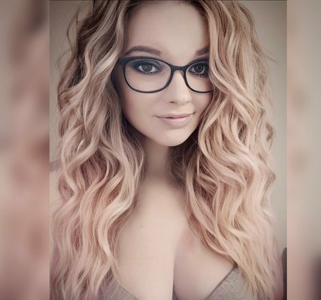 kira heart onlyfans nude pictures