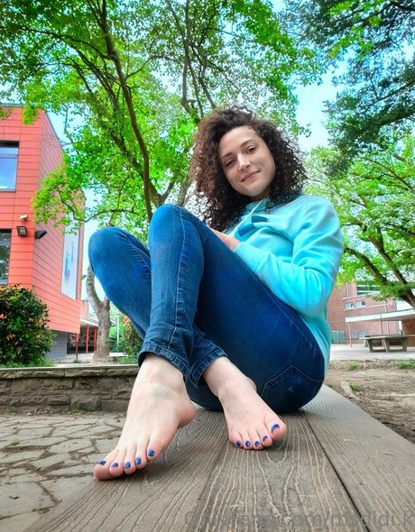 msdidi k onlyfans striptease