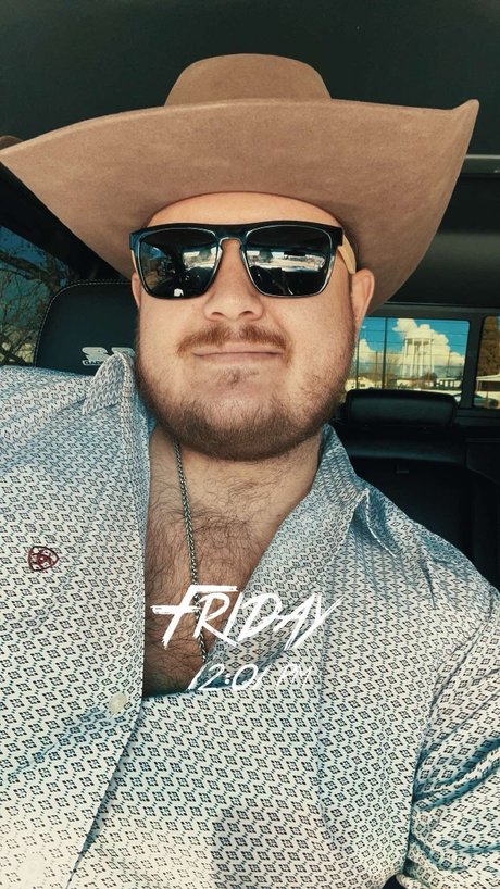 Ashton Haynes onlyfans ass