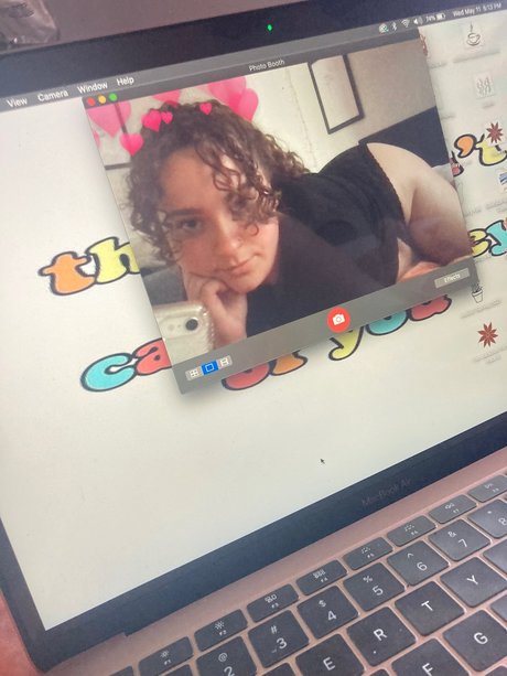 Lula Thomas onlyfans pics