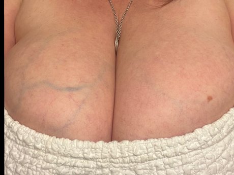 Big G cups onlyfans porn leak