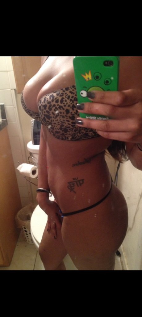 Bianca Vyper onlyfans leams