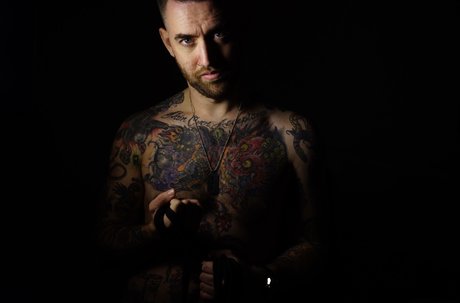 Rich Rodney nude only fans