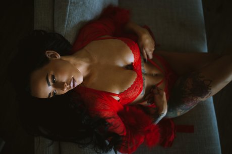 Miarosesophia is on onlyfans