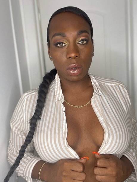 Miamits89 onlyfans nudes