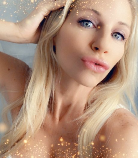 MiaKinkDD onlyfans nude leaks