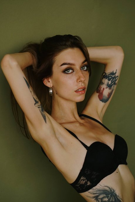 Mia Tibson new onlyfans leaks