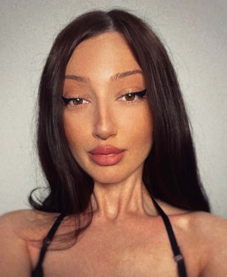 Mia Katerina only fans leaks