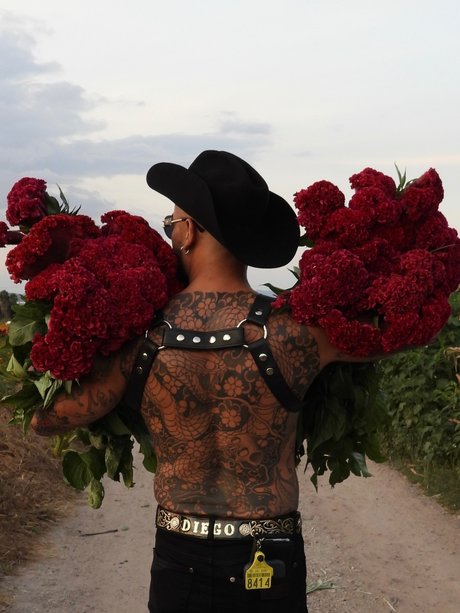 Diego Mexakuza onlyfans pics leaked