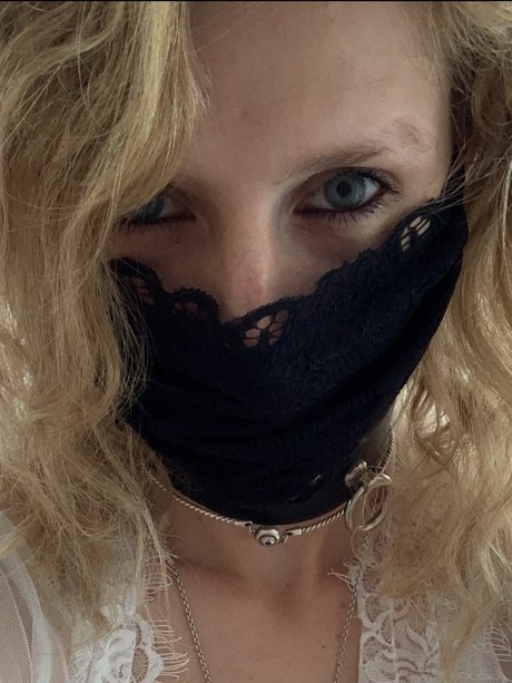 BibiSilverBerry onlyfans content