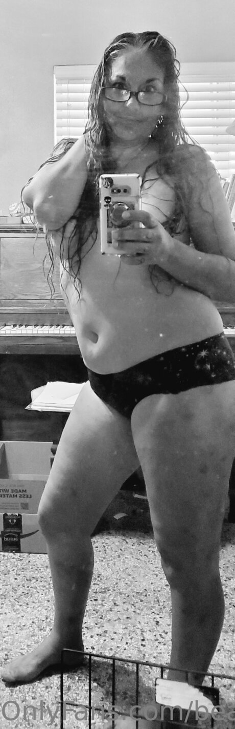 Beach Chick 321 nudes onlyfans leaks