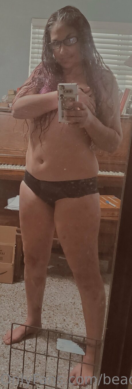 Beach Chick 321 onlyfans nudes