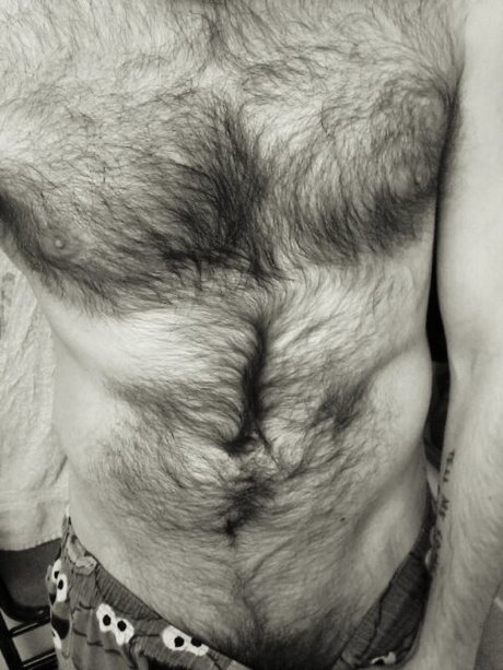 Bearded ArtsMan onlyfans naked