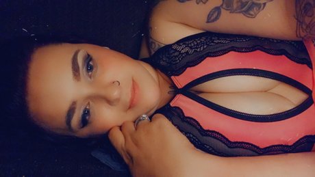 LowKey Luna sexy onlyfans