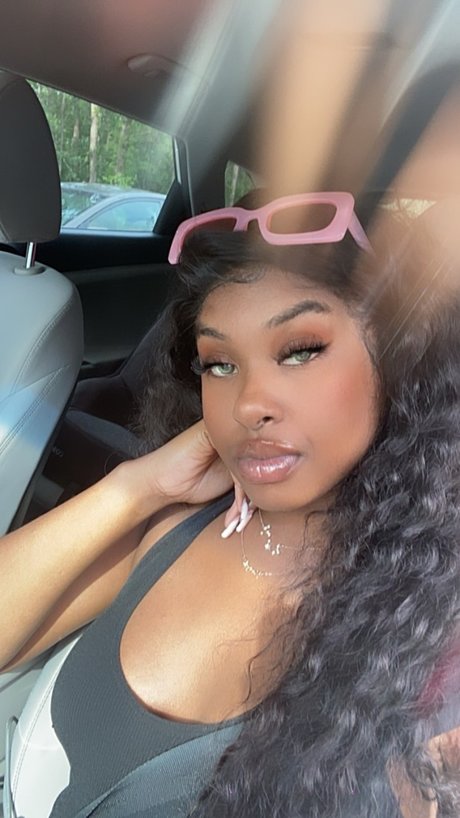 Milaann nude onlyfans