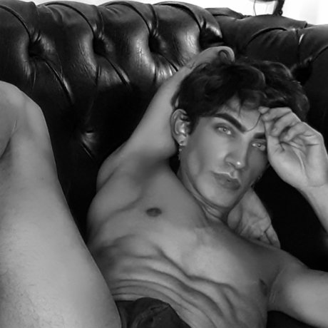 Miky Blue onlyfans leakd