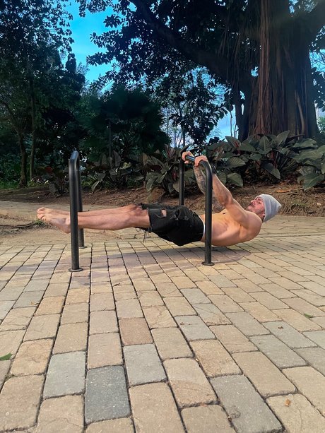 Mike Zander leaked onlyfans photos