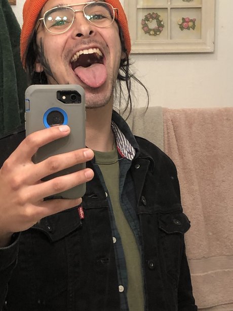 Mike D leaked onlyfans pics