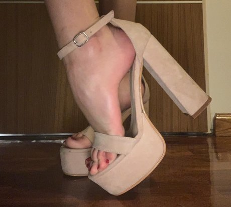 BarbyAngie only fans leaked