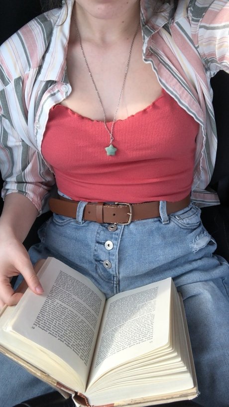 Charlotte Cox onlyfans nide