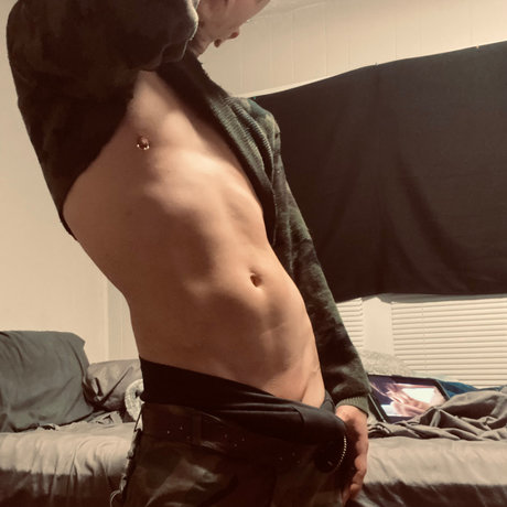 Midriff Monster leaked onlyfans naked