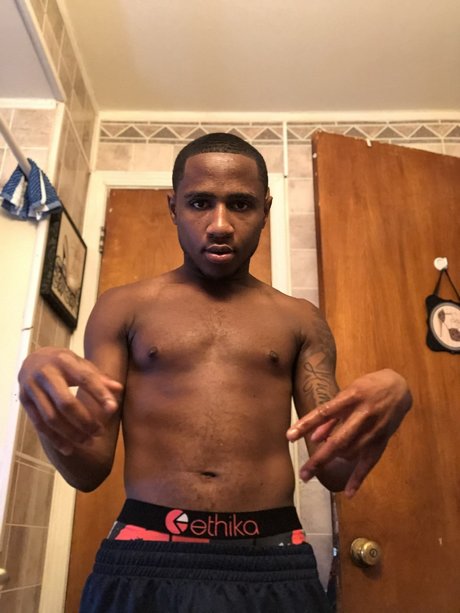 MackGigolo onlyfans naked