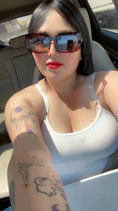 Michelle LP onlyfans gratis