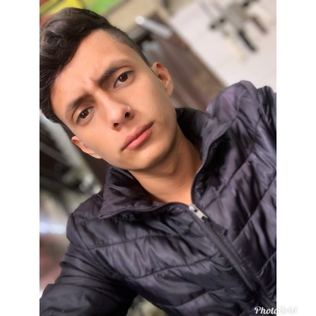 Milton Ramos onlyfans lesk