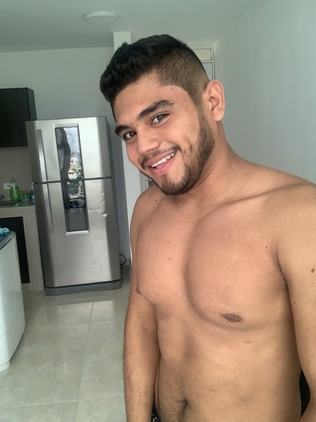 Andr s Moreno porn onlyfans