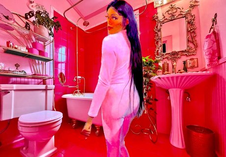 TheChanelica nude porn onlyfans