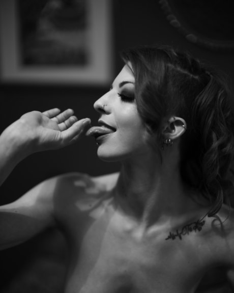 Miss Vampiress nude onlyfans