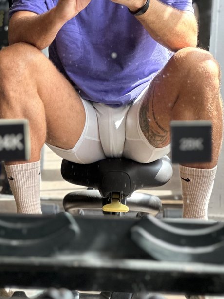 Mirooo onlyfans free content