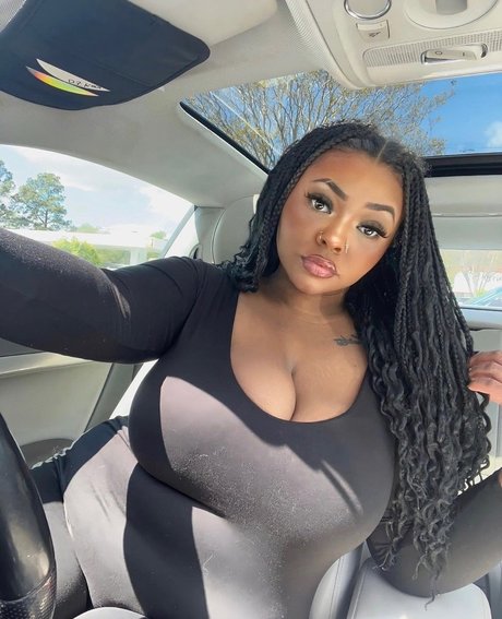 Amira Mirmir_ onlyfans content