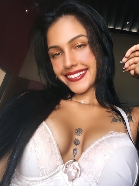 Mirella Vieira onlyfans free