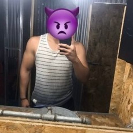 miranda4i20m onlyfans pictures