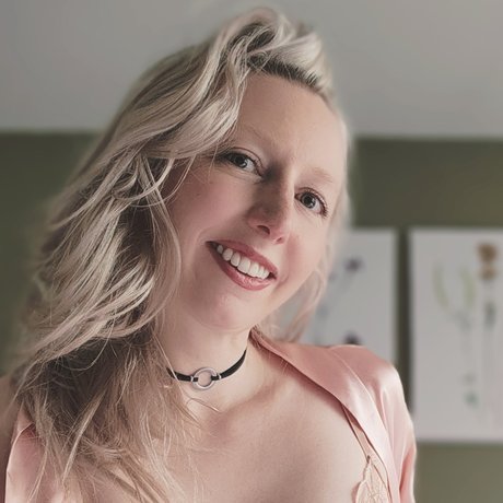 Mira VIP_ only fans content