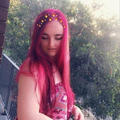 Miraj Valentine porn onlyfans