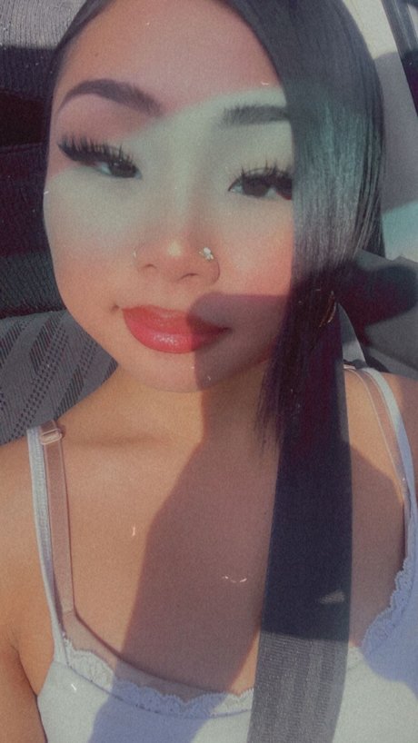 Lilianna Moun on onlyfans