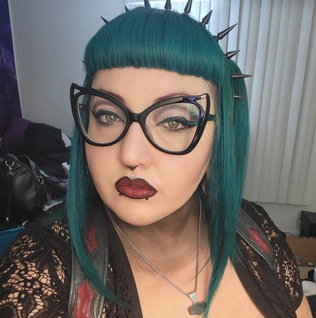 Jessie Hemlock only fans free