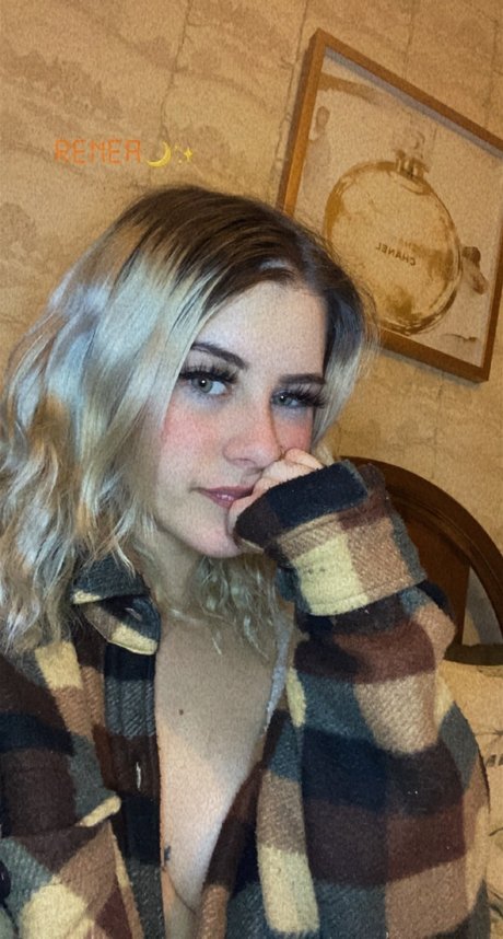 Babe girl onlyfans leaks nudes