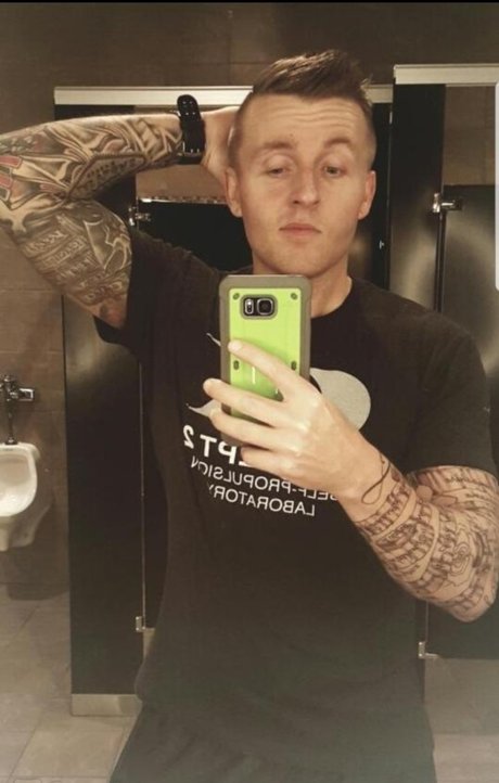 Justin Daniels only fans pic