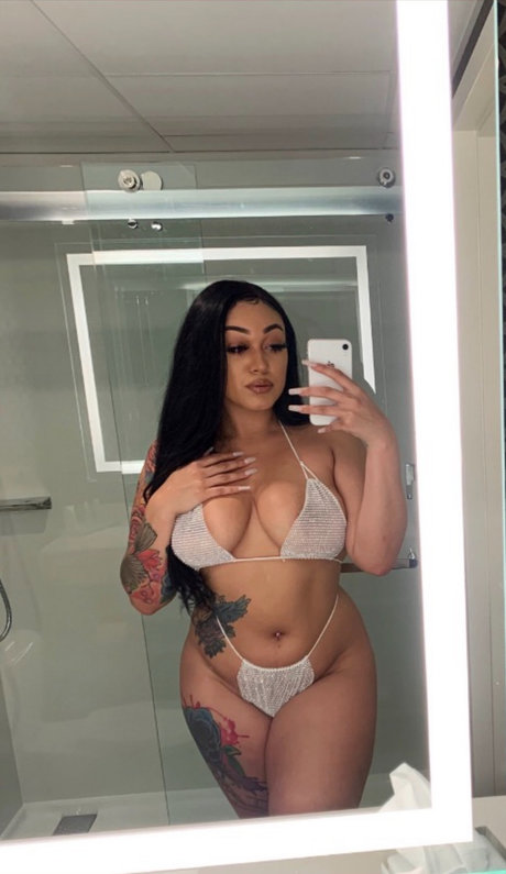 _KAY MARIE_ onlyfans model photo