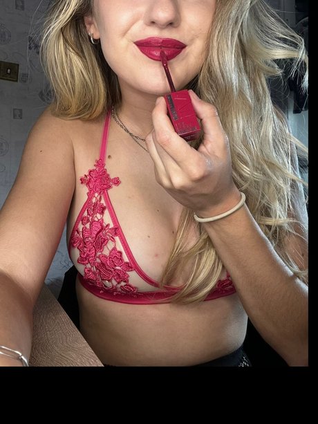 Honey Babe leaked onlyfans pictures