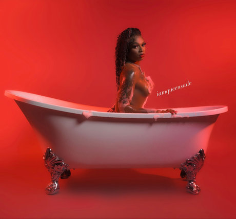 QUEEN SADE Cincinnati onlyfans free content