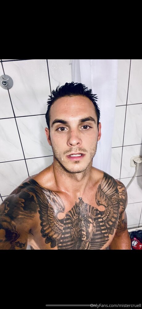 Mister Cruell onlyfans gratis