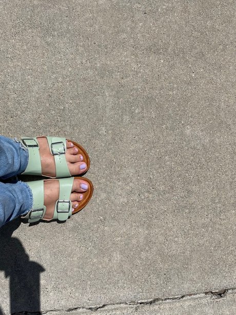 Vixenprettyfeet onlyfans free