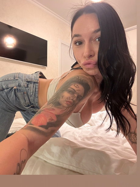 beatrice nude onlyfans leaks