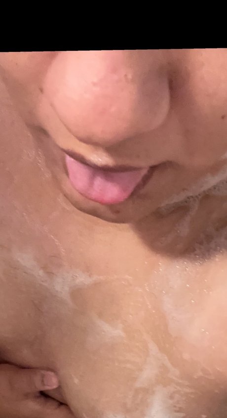 MJSlay naked on onlyfans