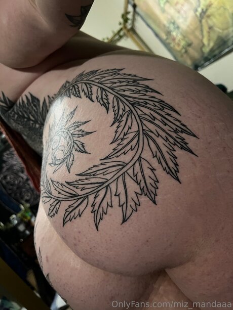 miz mandaaa onlyfans desnuda