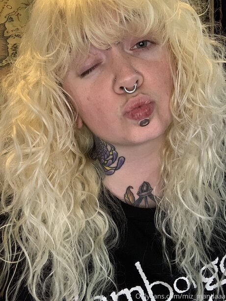 miz mandaaa only fans pic